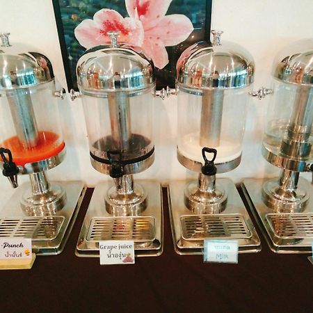 Gallery Lake View Hotel Khon Kaen Esterno foto